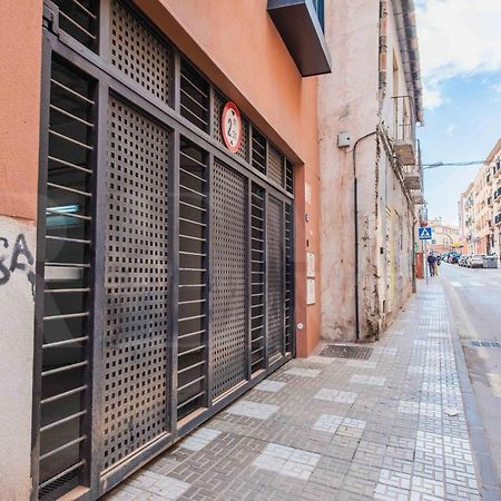 Cozy Flat With Common Pool & Parking - Center By Rems Apartment Malaga Bagian luar foto